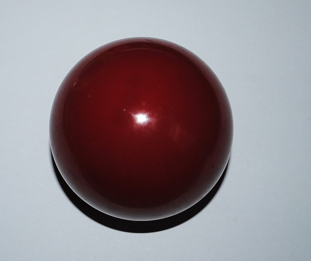 211g Ø60mm CATALIN Ball red Cherry Bakelite , 0405b