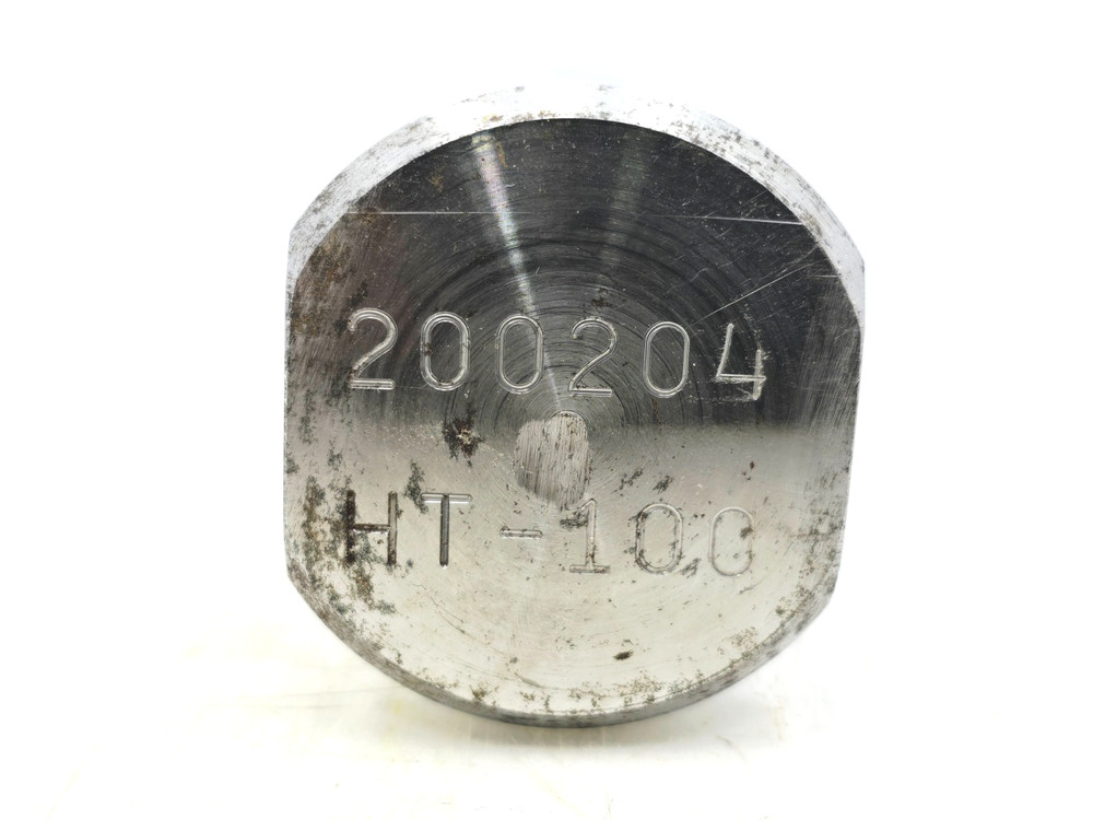 200204 HINGE PIN THREADED FOR HT100 TONG
