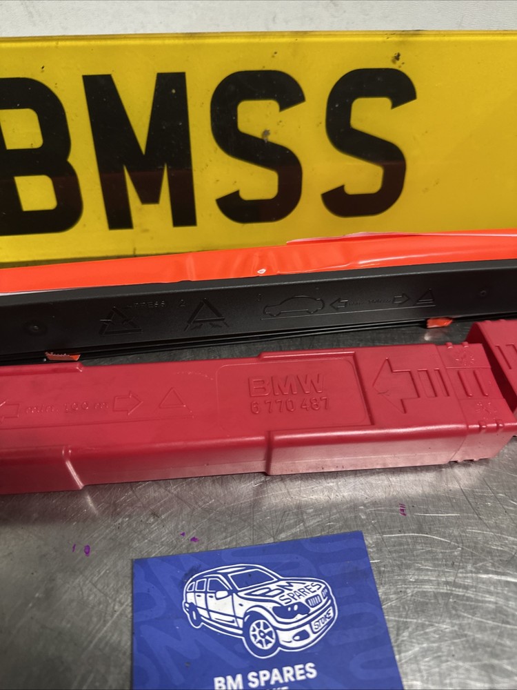 Genuine BMW 6770487 Warning Triangle