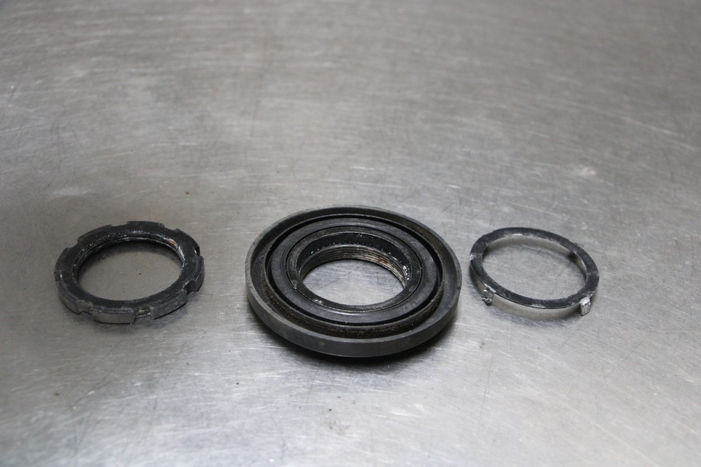 09-11 Ninja EX650 650R Triple Tree Steering Nut