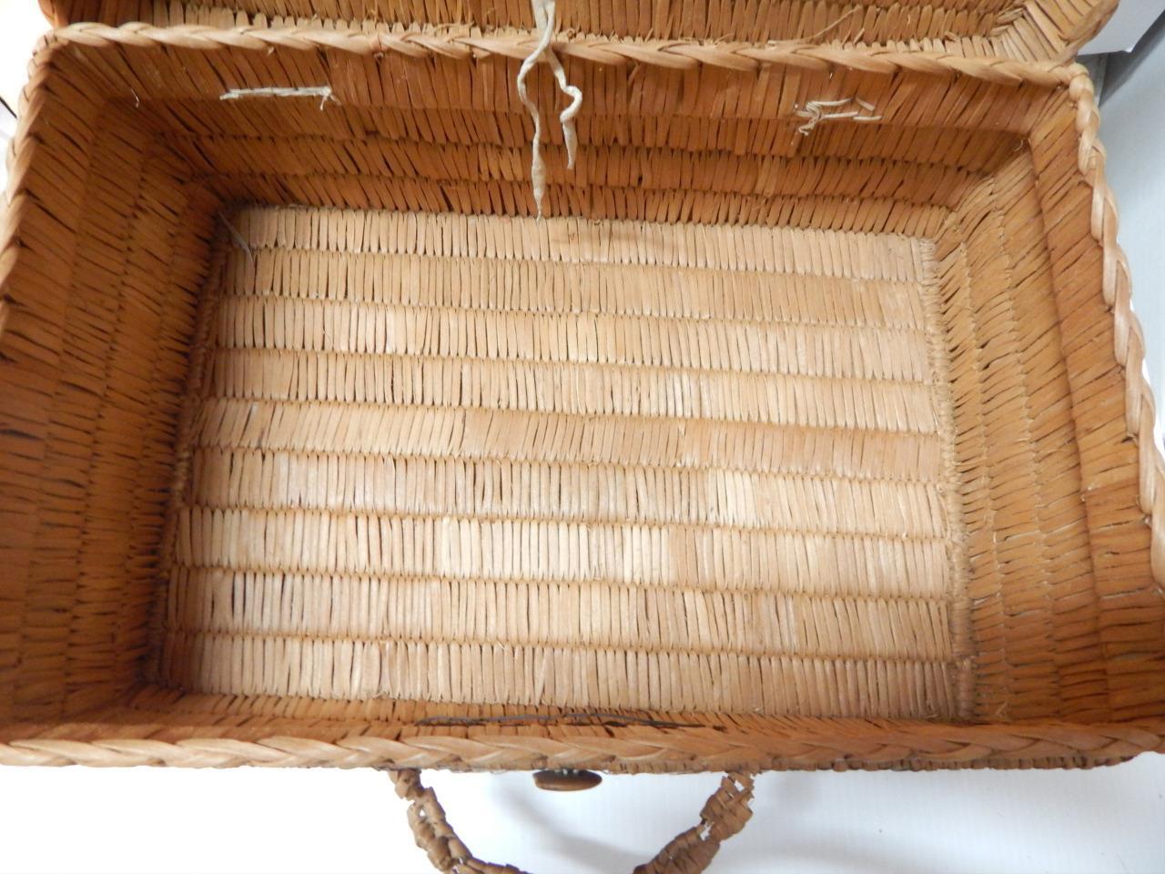 IMPRESSIVE ANTIQUE / VINTAGE LILLOOET CANADIAN SALISH IMBRICATED TRUNK BASKET