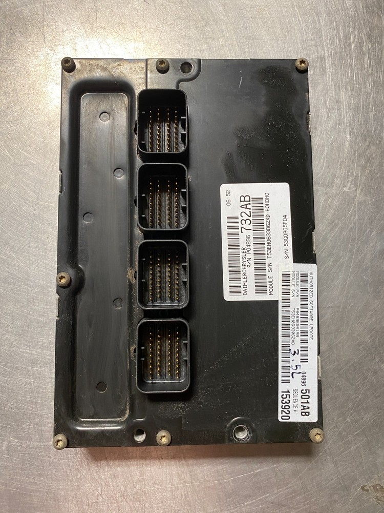2001-2004 Chrysler 300M Computer Engine Control Unit Module P04896501ab