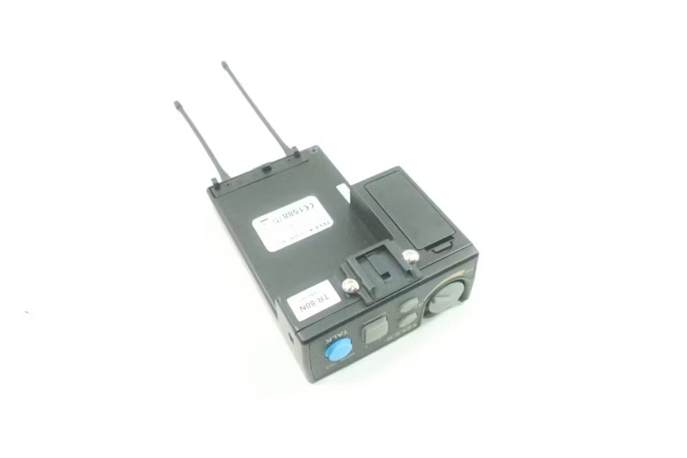 Telex TR-80N Wireless Intercom Uhf Beltpack A4m Xlr Connector