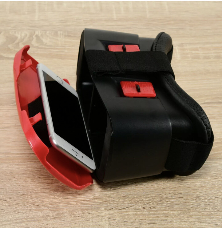 Onn Virtual Reality Smartphone Headset - Red ONA17VR004