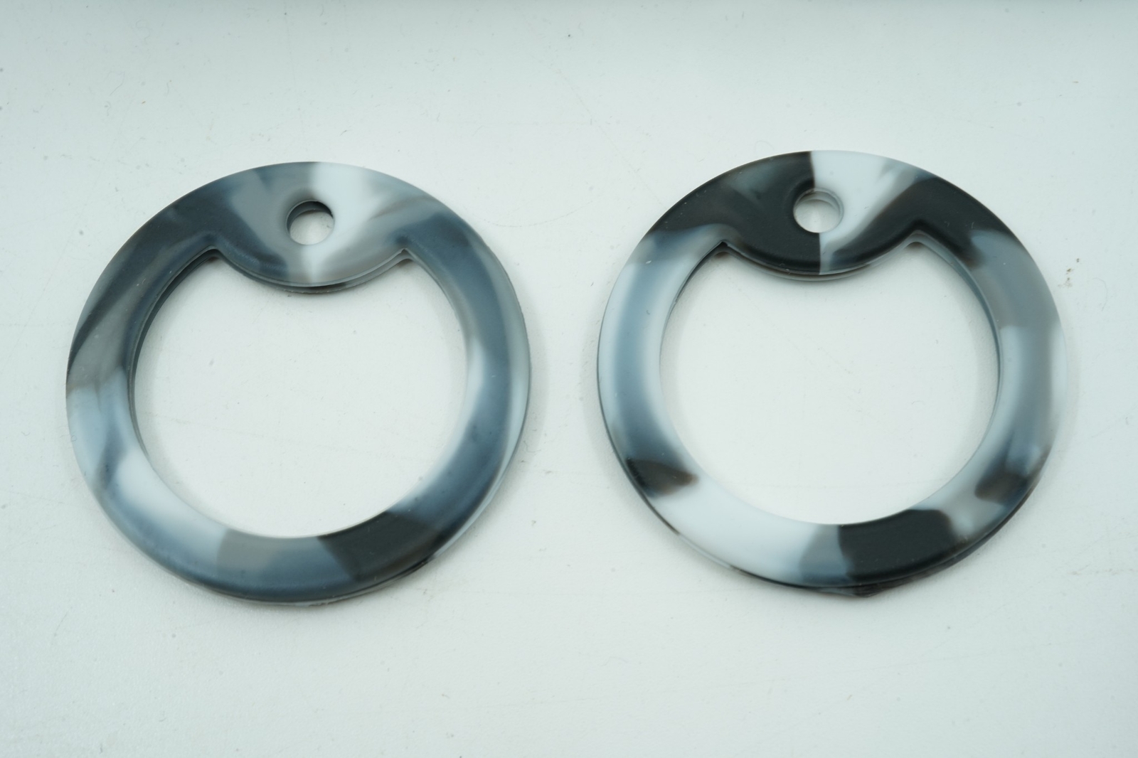 Bag of 100 Army Combat Camo Silicone Military Army Dog Tag Rubber Silencers