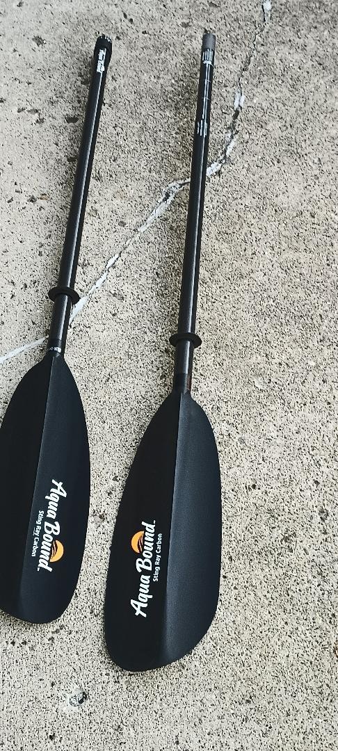 " Aquabound StingRay Carbon Versa-Lok 2pc Carbon 230-245 CM " Kayak Paddle