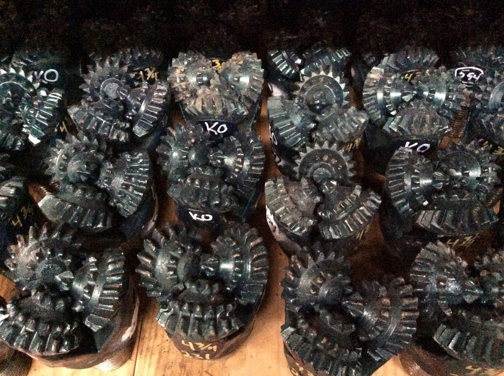 new 4 3/4 mill tooth bits