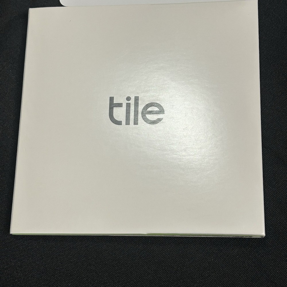 Tile Mate Bluetooth Tracker Phone Wallet Anything Finder (4-Pack)