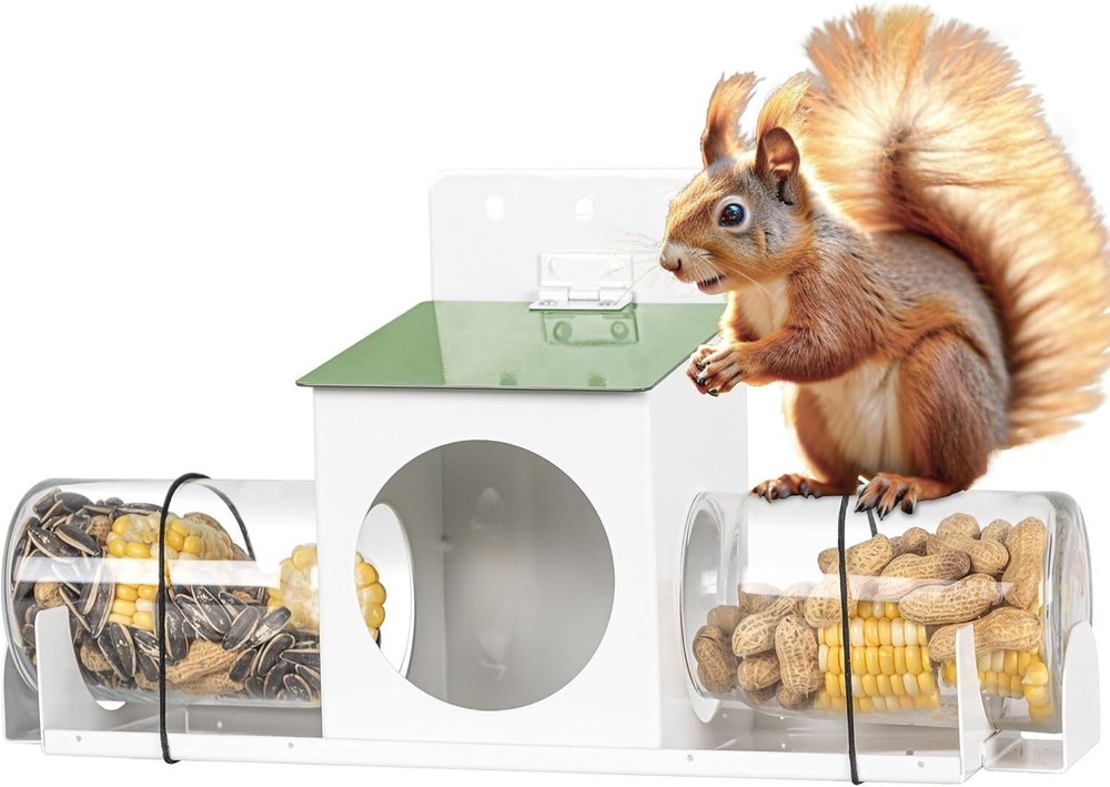 Yard Yield Squirrel Feeder ~NEW in the box~