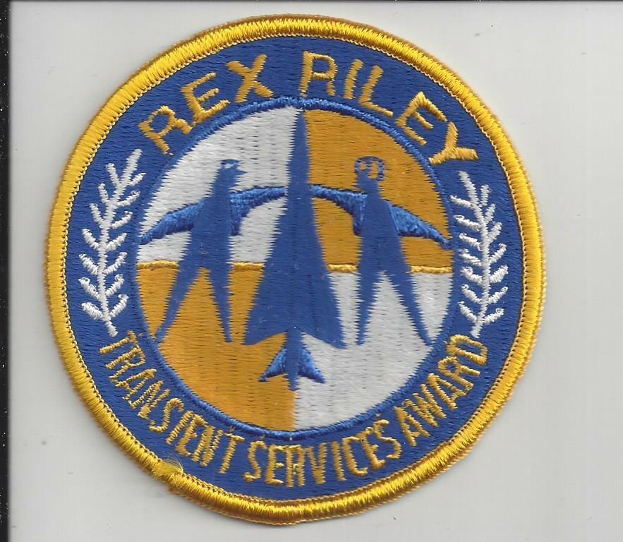 PATCH USAF REX RILEY TRANSIENT SERVICES AWARD  YELLOW HAT VERSION