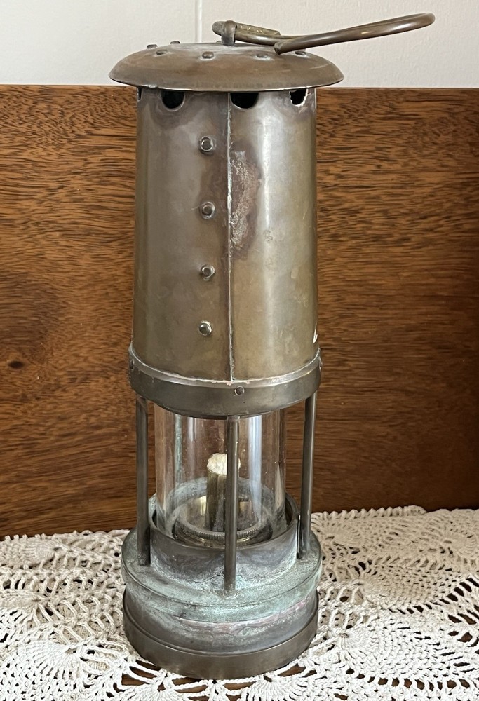 Vintage E.Thomas & Williams LTD Cambrian Miners Lantern
