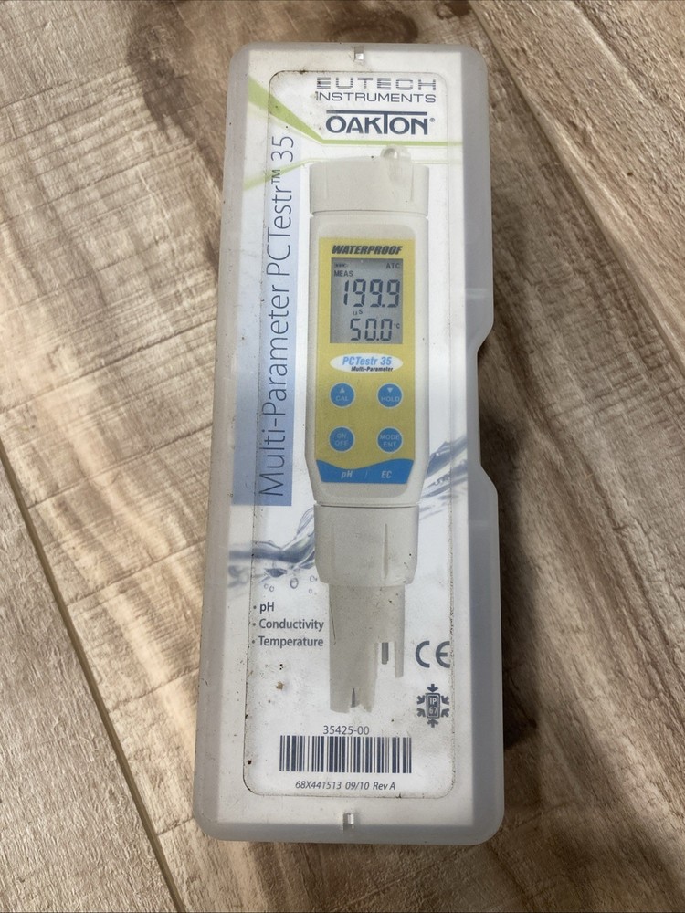 Oakton Multi-Parameter PCTestr 35