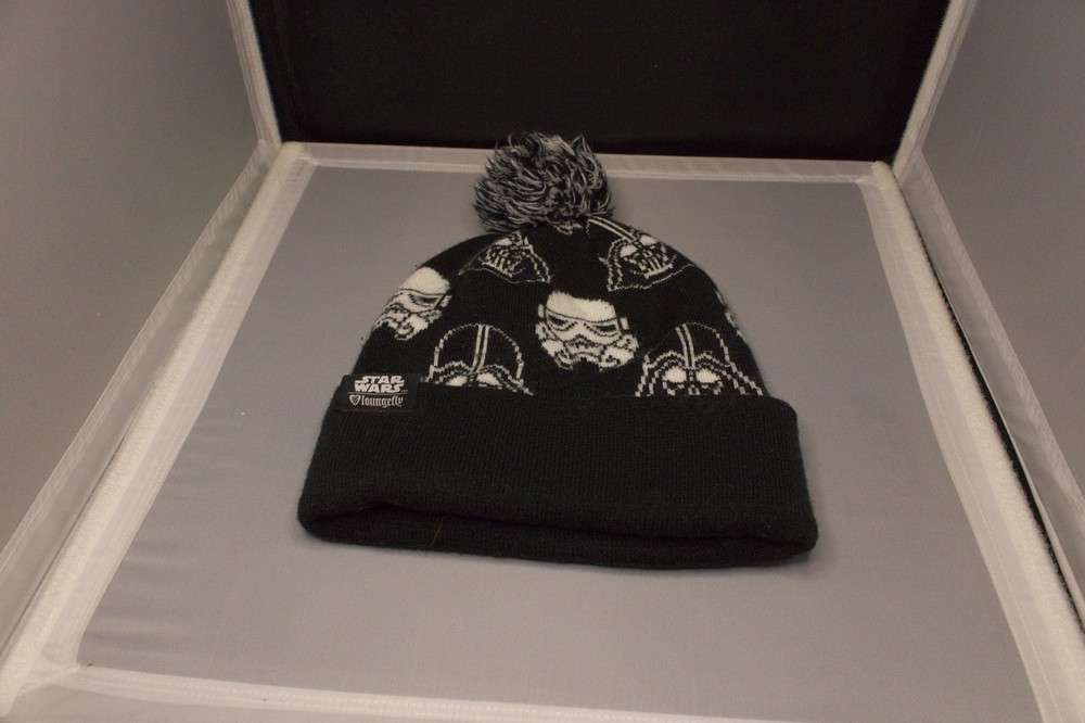 Star Wars Beanie Hat with Pom Loungefly