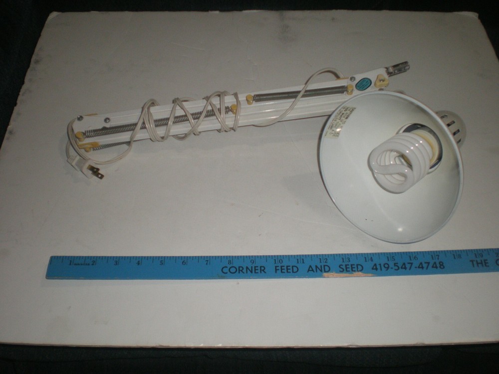 Articulating Spring Loaded Work Bench Inspection Light Lamp w/ Long Cord