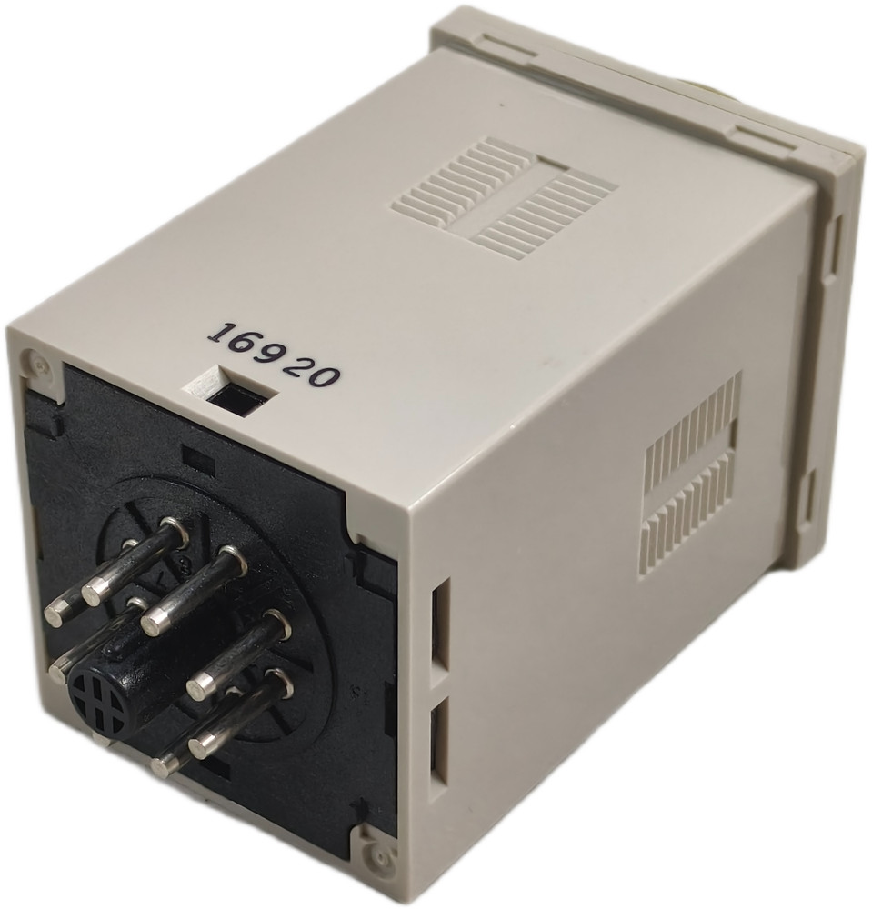 Omron Solid State Time Relay 24 VDC 5A 250 VAC H3BA-8H-305