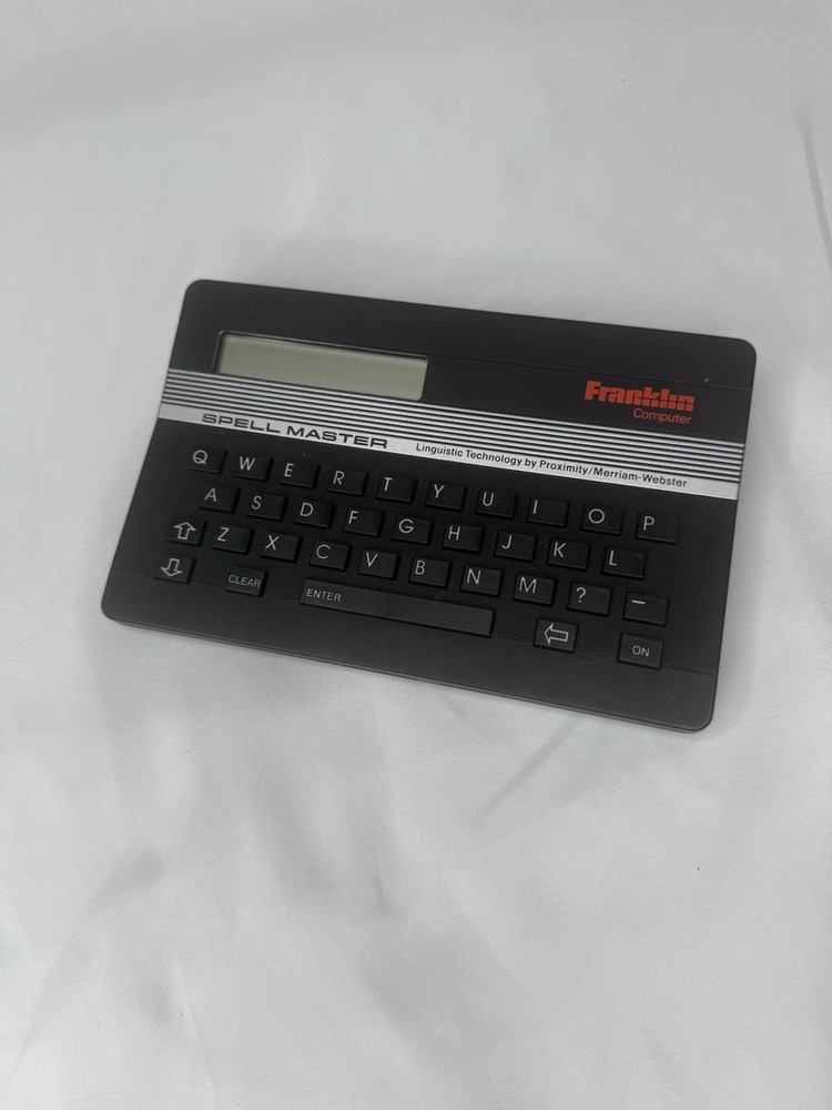 Franklin Computer Spell Master SA-103 Handheld with Case - EXCELLENT CONDITION