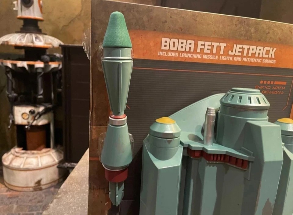 Star Wars Galaxy's Edge BOBA FETT Jetpack w/Launching Missile Lights & Sound