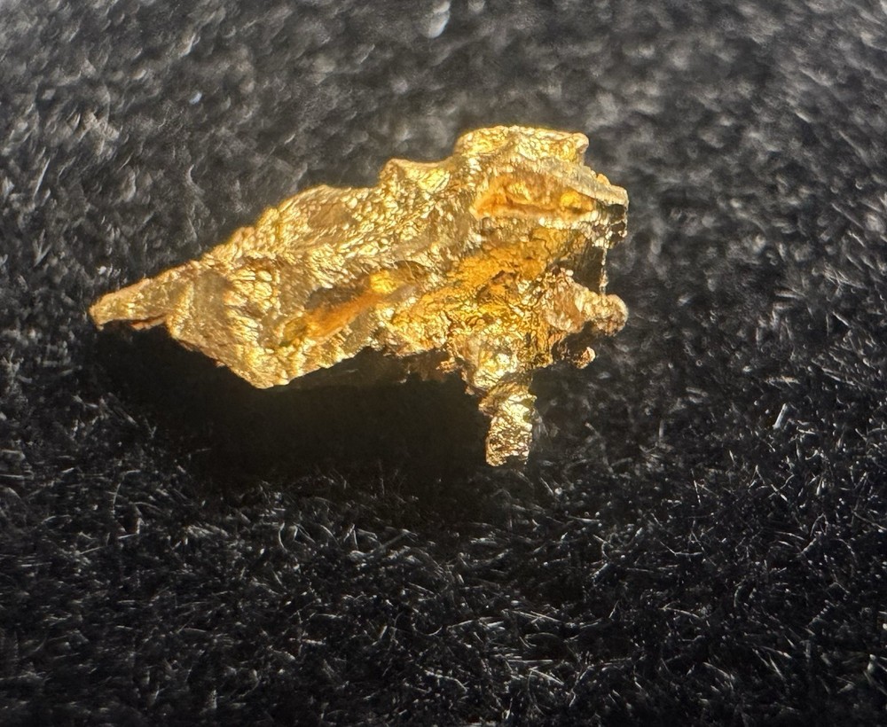 0.26g Folsom CA Crystallized Gold Nugget – Sharp Natural Structure