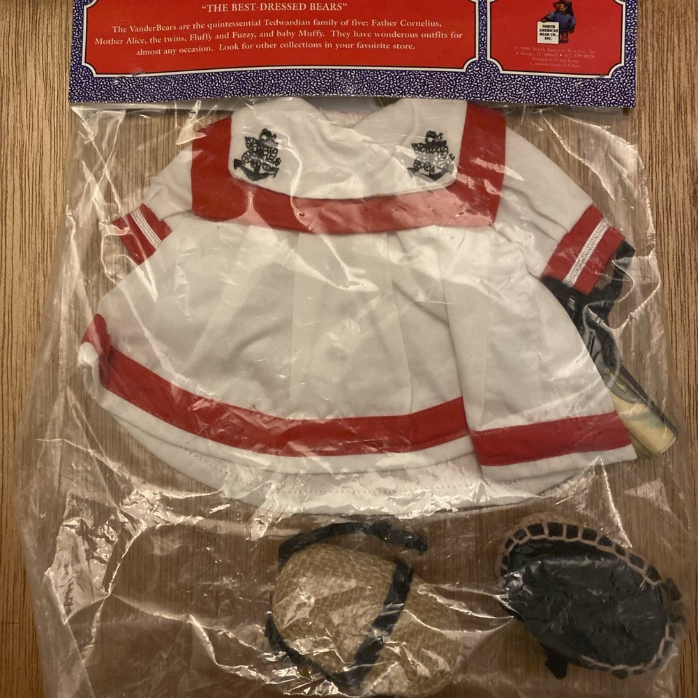 Muffy VanderBear “All Paws On Deck” Outfit NIP 1995