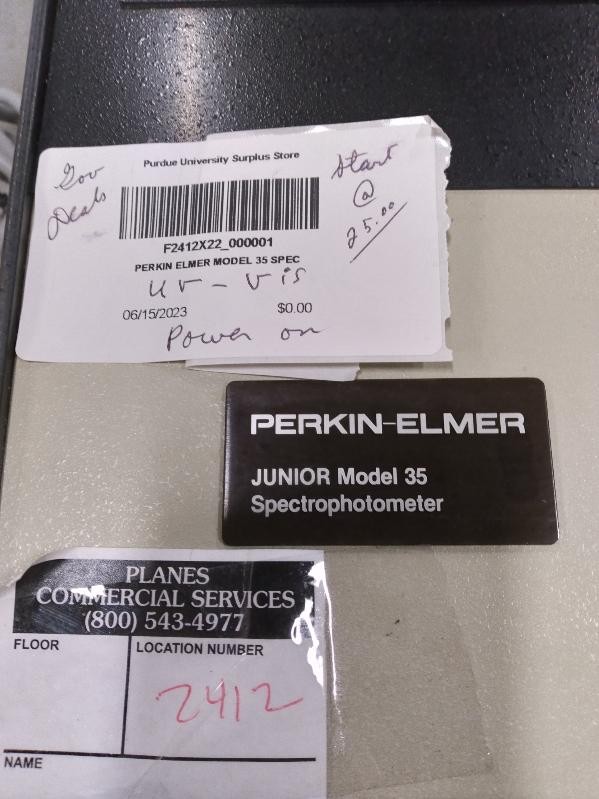 Perkin-Elmer MODEL 35 JUNIOR Spectrophotometer