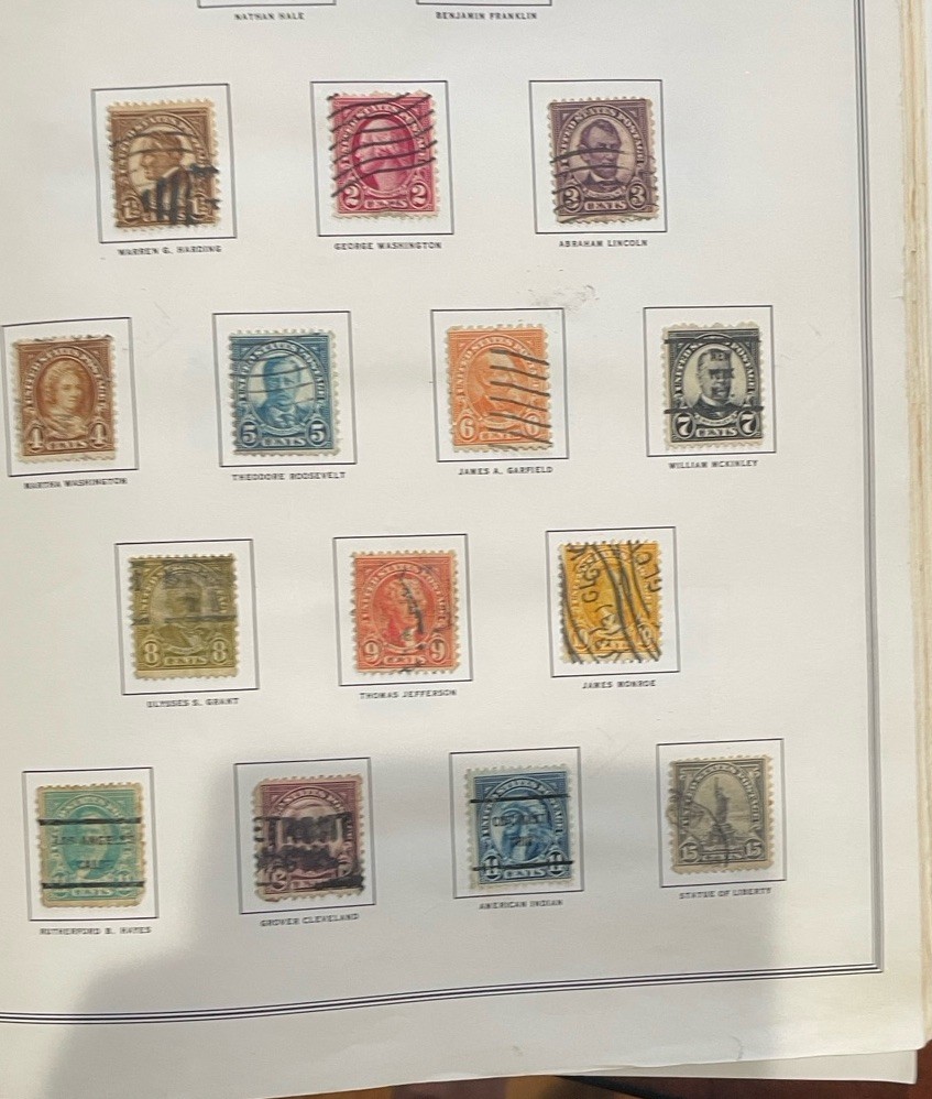 Harris US Liberty Stamp Album. 1847-1973. 700. Mint & Used Stamps.