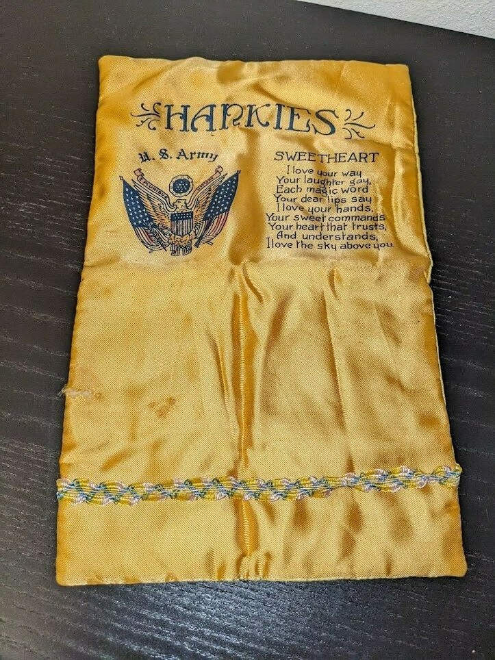 Original WW2 U.S. ARMY "Sweetheart" Gift Cloth Hankie Holder