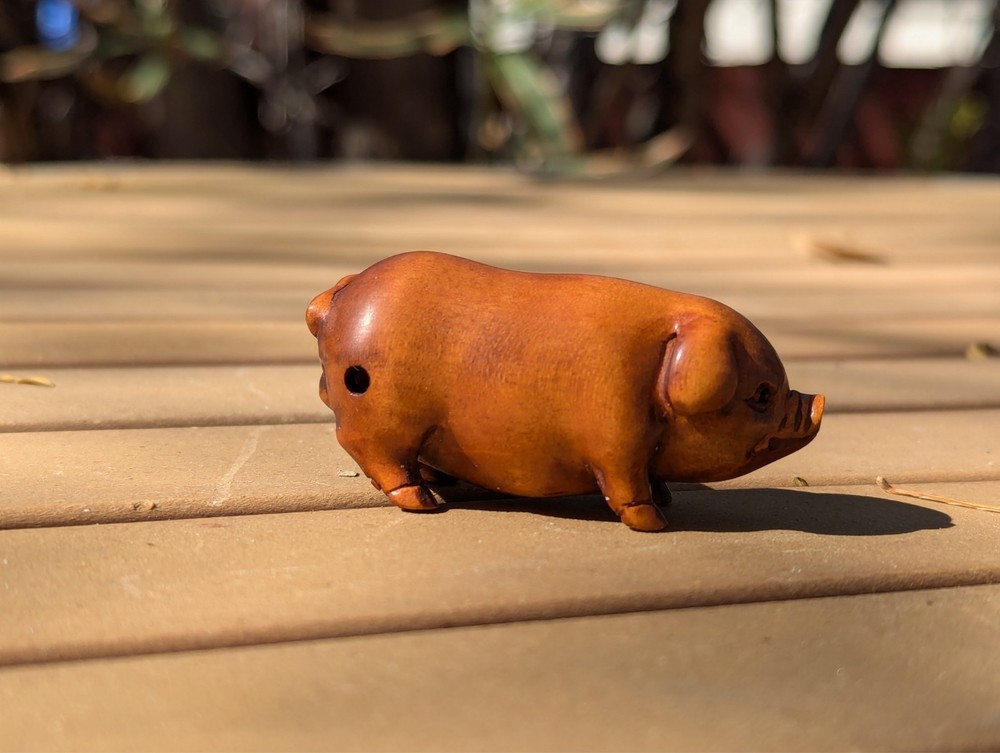 netsuke pig Japanese charm