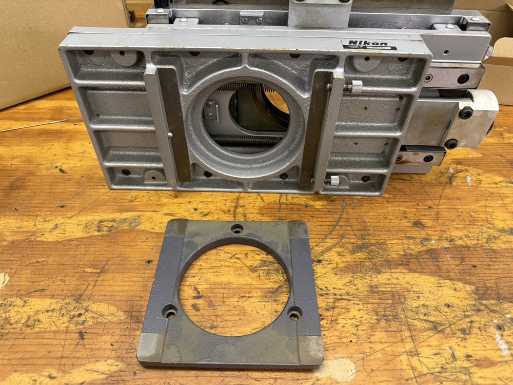 Nikon 4x2 Measuring Stage