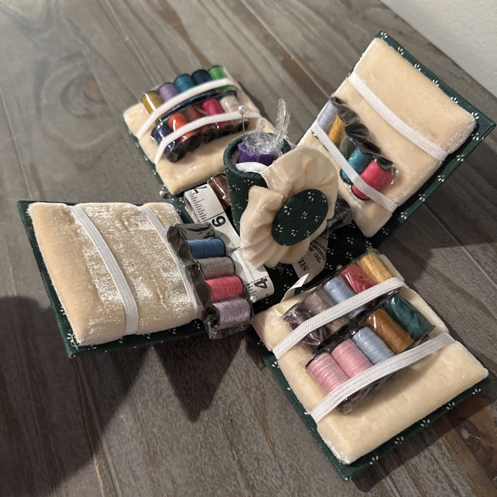 Singer Sewing Kit Foldable Cube With Scissors New