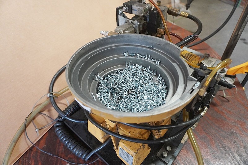 DTI Model 5000 Automatic Feed Screwdriver