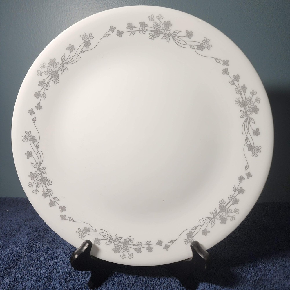 Corelle Country Cottage dinner plate, 10in