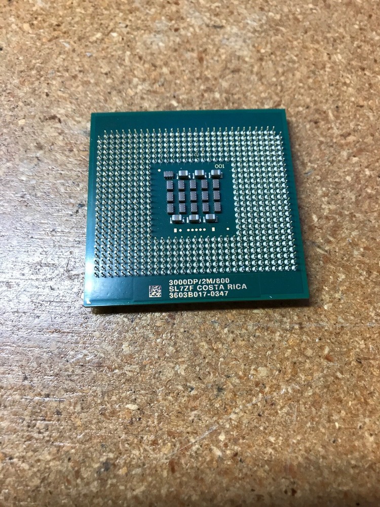 SL7ZF CPU Intel Xeon 3.0GHz 3000DP 2M 800 CPU