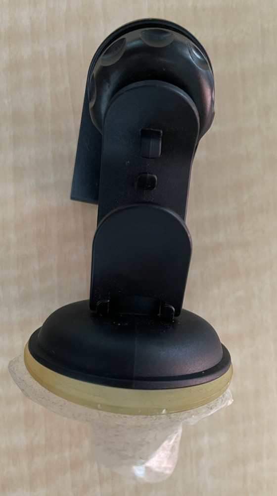 Genuine Magellan Maestro 4700 GPS Window Mount Holder windshield suction & case