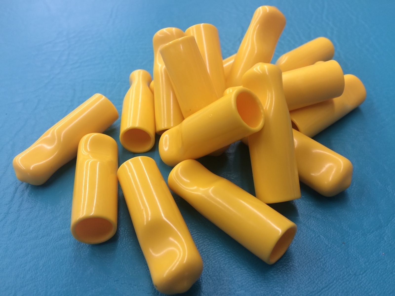 18 - 1/2" Rubber Bolt .05 Cap Protectors Rod Tube Thread Finger Tip Pull Cover Y