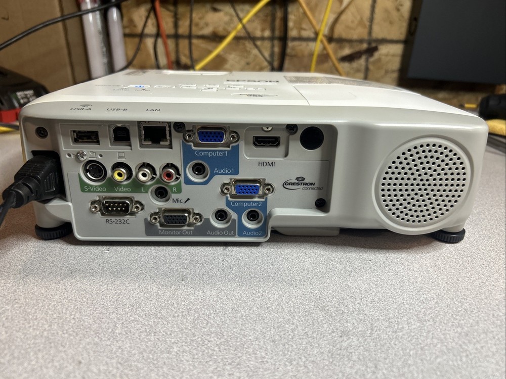 Epson PowerLite 965 - White *Read Description*