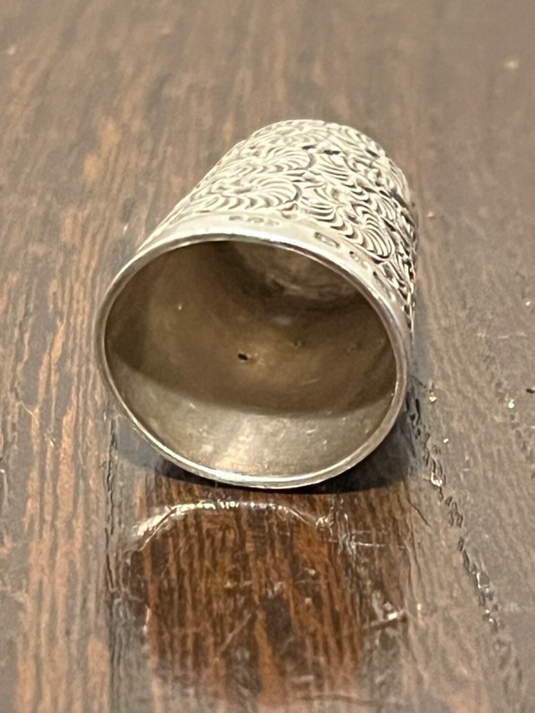 Antique Silver Decorative Thimble