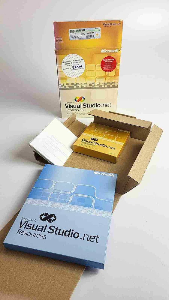 Microsoft Visual Studio .net Professional 2003 (includes SQL Server) Retail Key