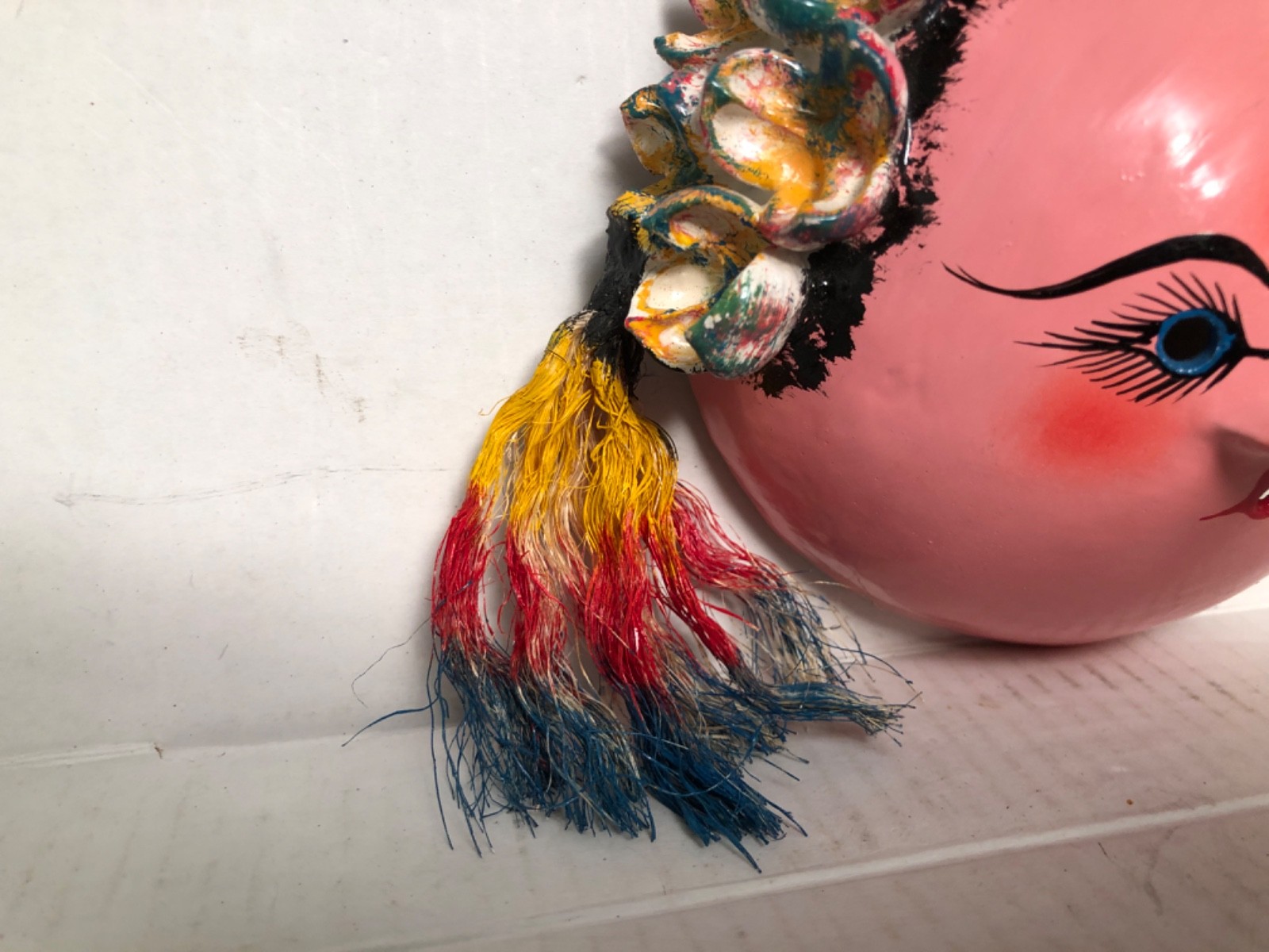 MEXICO FOLD ART COCONUT SHELL WALL MASK STING HOLDER GIRL PINK