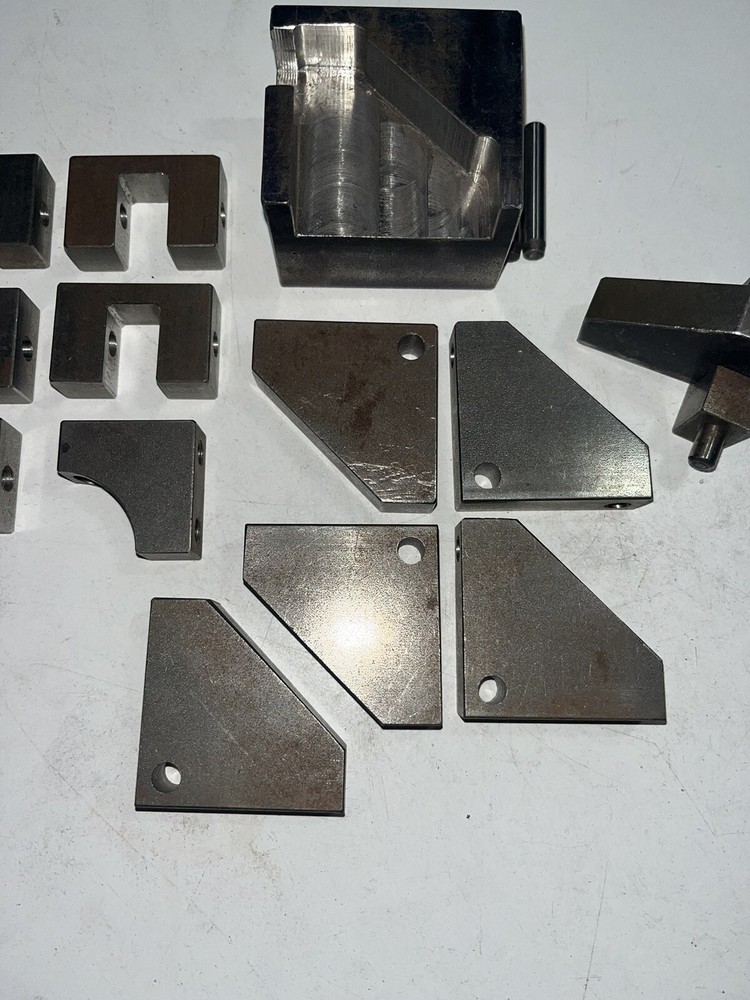 Universal Pivot Block Assembly CNC, Metalworking, Toolholding 15 Pieces Set
