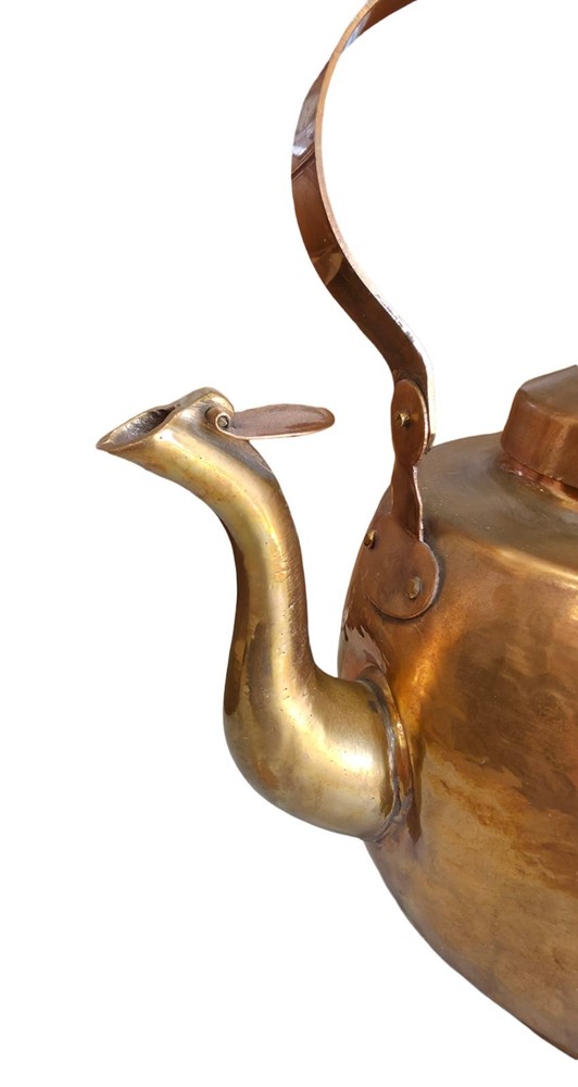 Vtg Hand Hammered Copper Teapot
