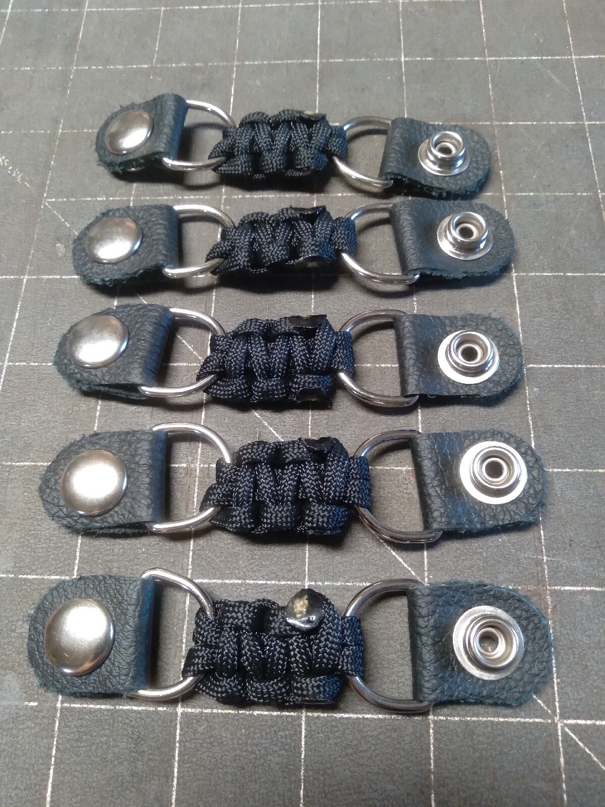 Vest extenders 5 SHORT BLACK para cord lightweight but STRONG!! By Stitch