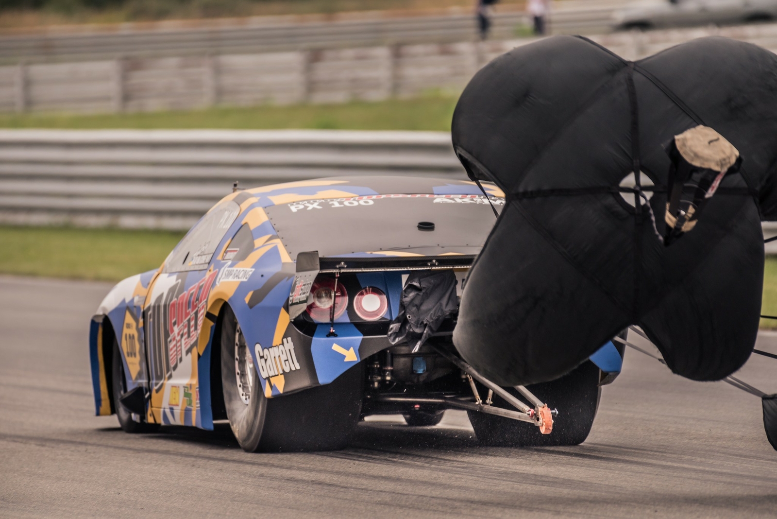 RJS RACING EQUIPMENT DRAG PARACHUTE SPRING LOADED RED DRAG CHUTE 7001504