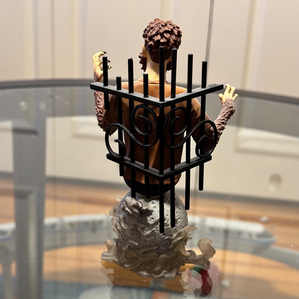 Buffy the Vampire Slayer Oz & Werewolf Oz Bust Set (PLEASE READ)