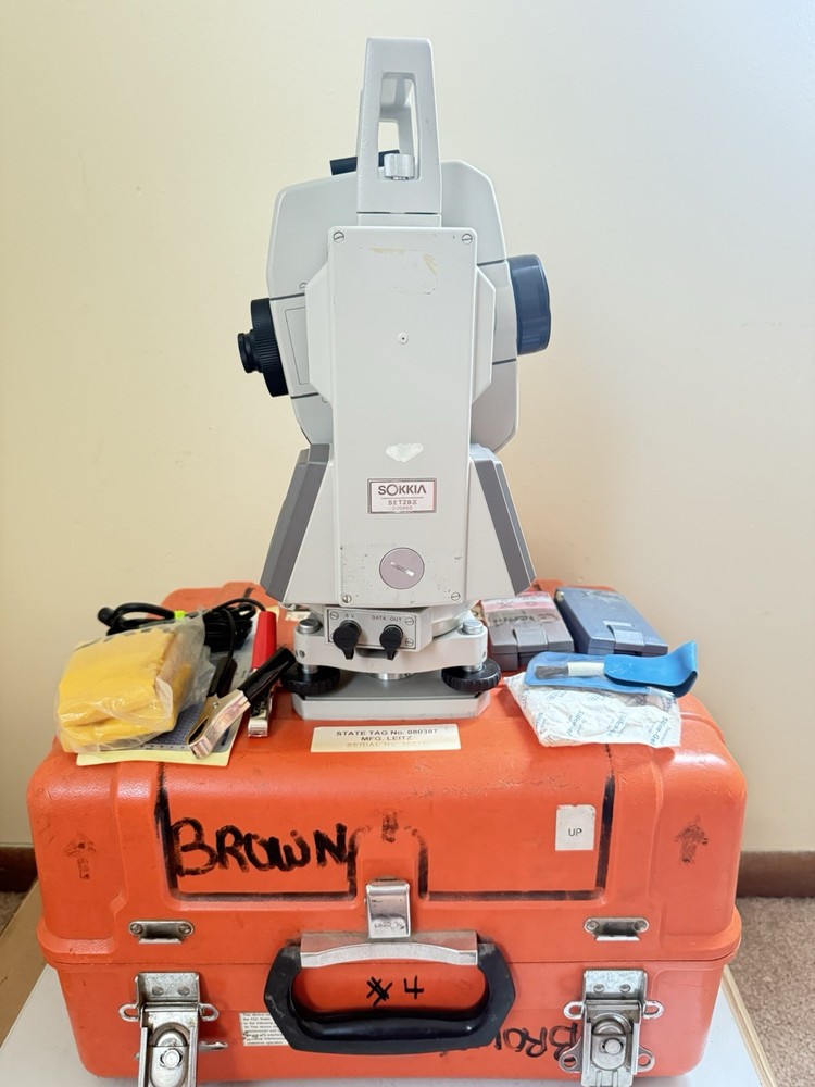 Sokkia Set2B total station