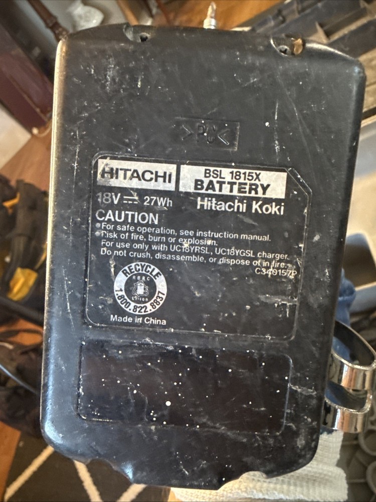 2 HITACHI DRILLS , FLASHLIGHT AND CASE, ALL UNTESTED NEEDS CHARGER