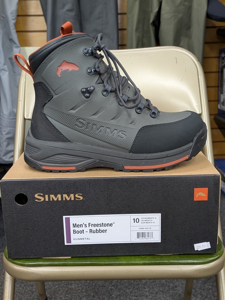 simms freestone wading boots 9