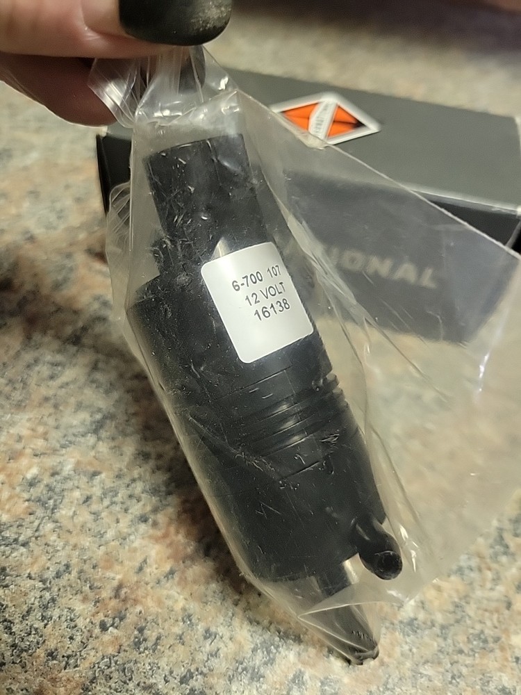 International 070860AE Pump