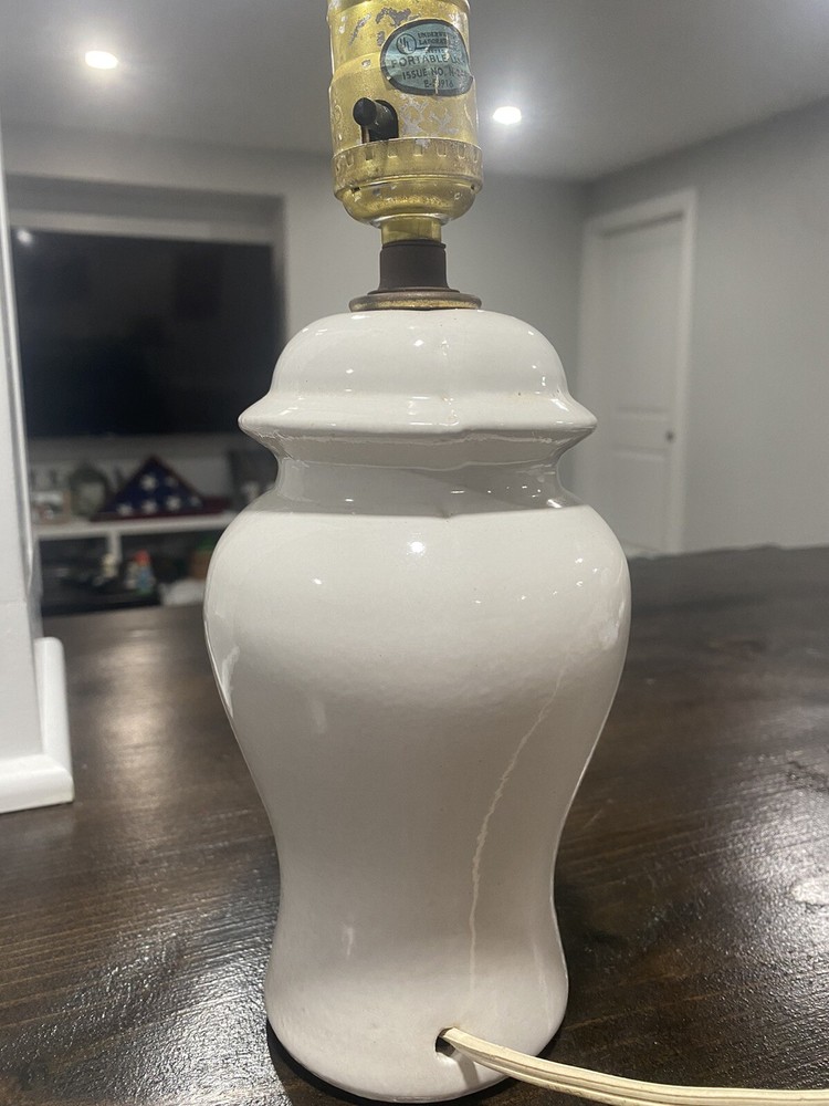 Functioning Vintage White Floral Ceramic Table Lamp NO SHADE