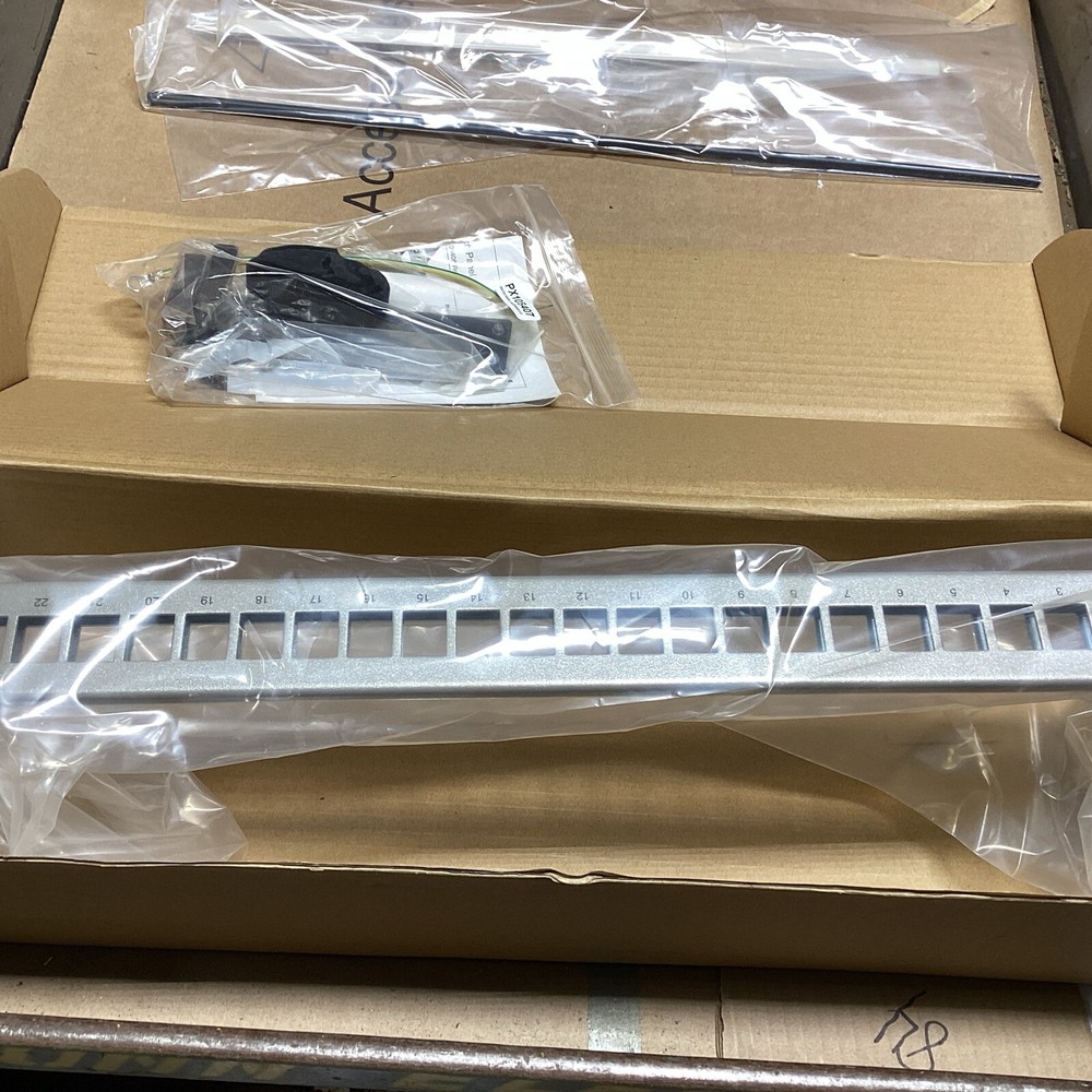 Belden AX104563 KeyConnect Patch Panel 24-Port Empty Brown/Gray NEW