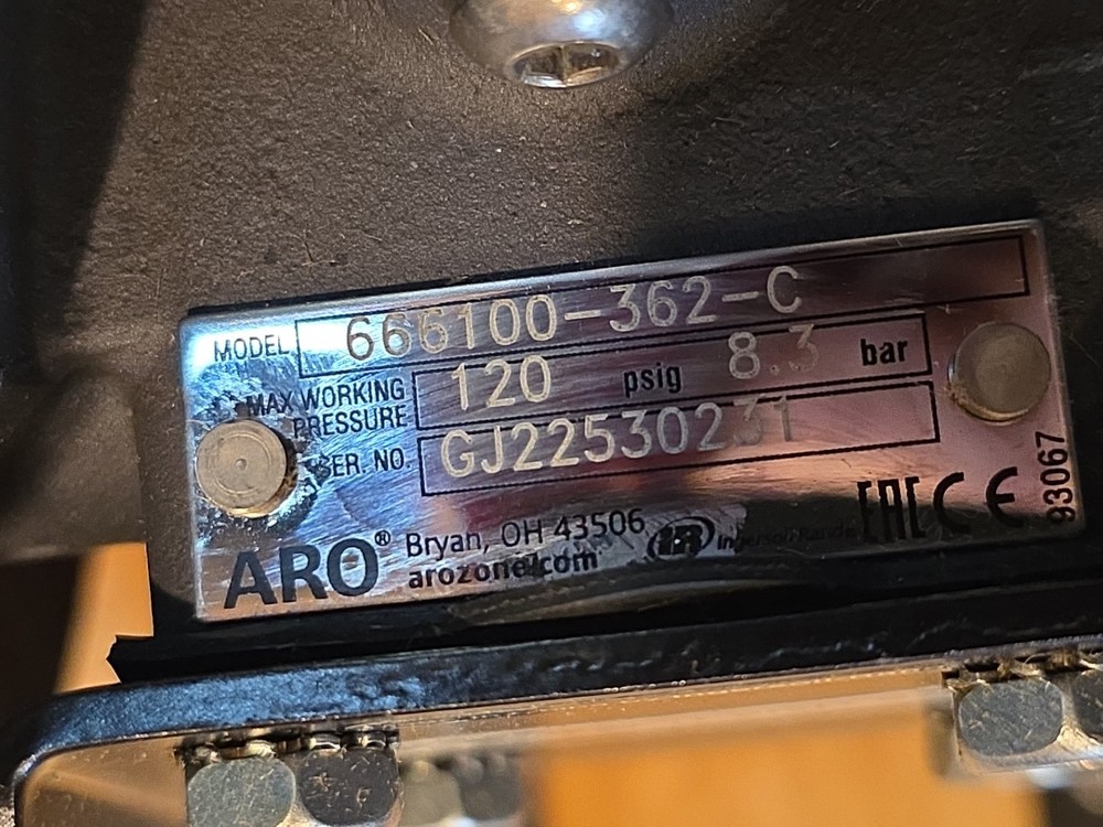1PCS NEW ARO Diaphragm Pump 666100-362-C